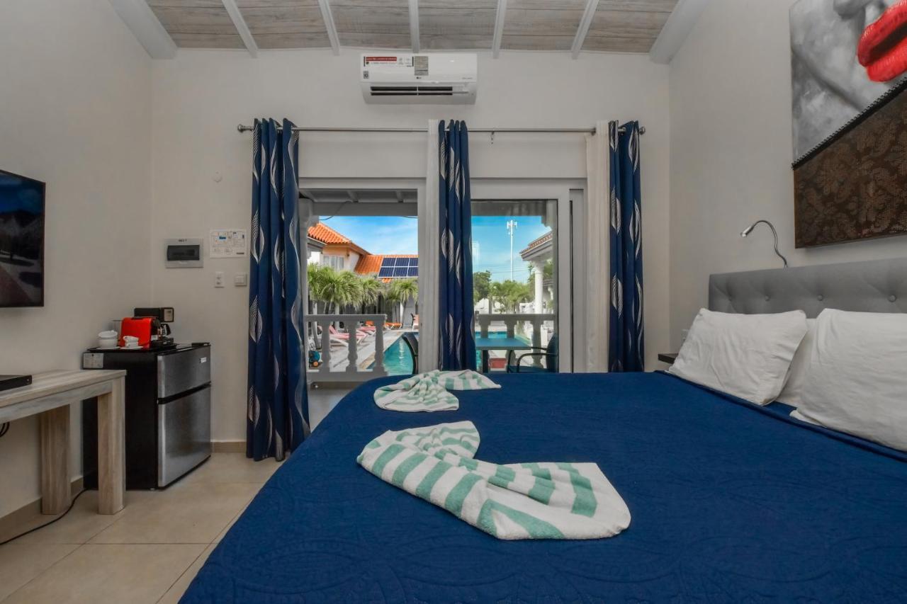 Boutique Hotel Swiss Paradise Aruba Villas And Suites Palm Beach Exterior foto